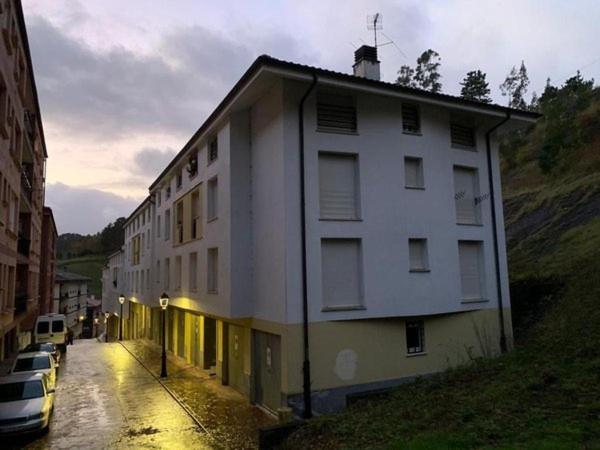Ea Playa Montana45'Guggemhein A 200M Andando Playa Y Del Centro Pueblo Apartment Ea Екстериор снимка