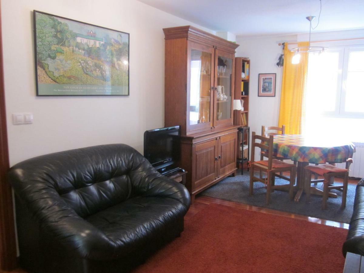 Ea Playa Montana45'Guggemhein A 200M Andando Playa Y Del Centro Pueblo Apartment Ea Екстериор снимка