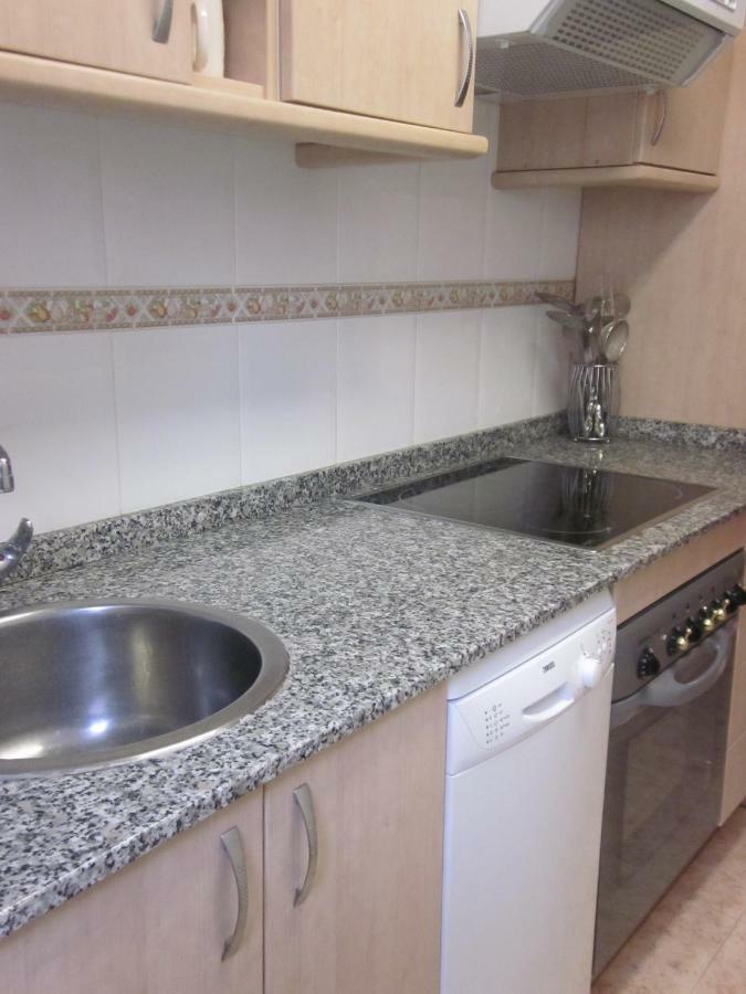 Ea Playa Montana45'Guggemhein A 200M Andando Playa Y Del Centro Pueblo Apartment Ea Екстериор снимка